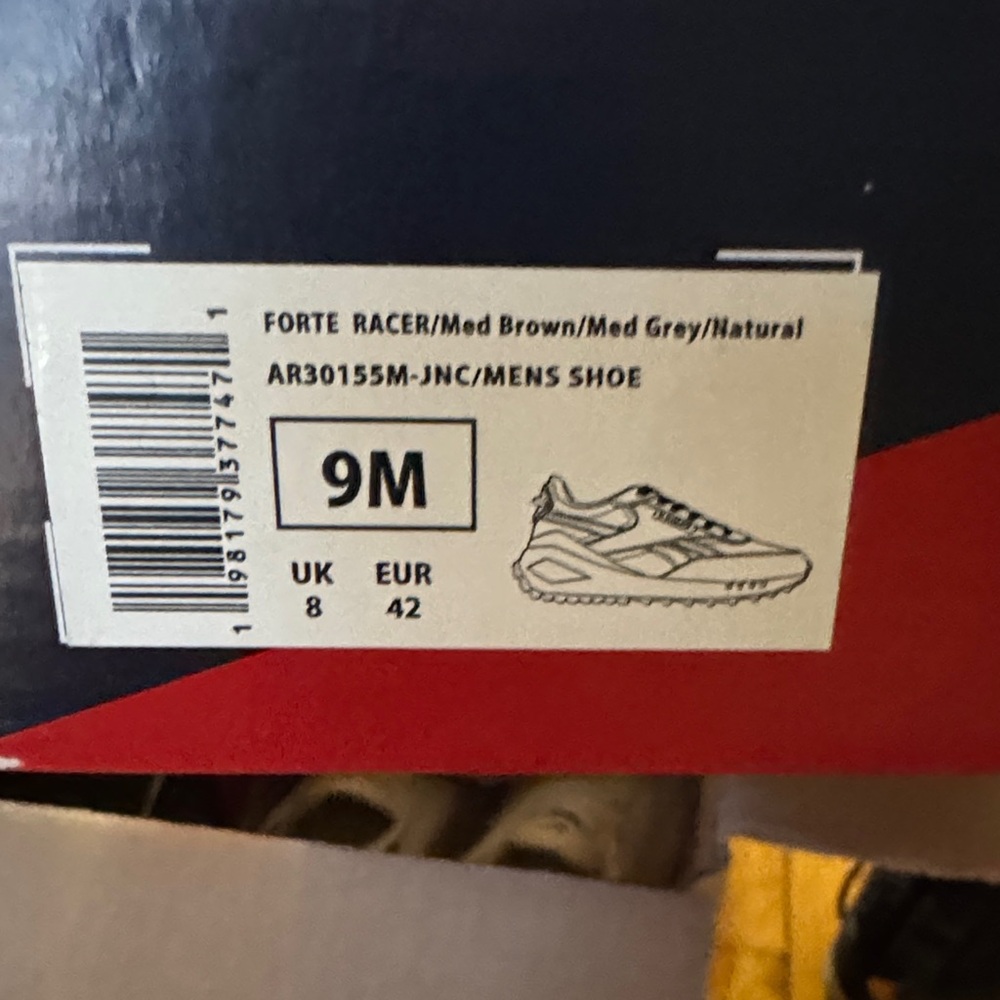 Reebok Classic White and Brown Sneakers Size 9 - Picture 6 of 6